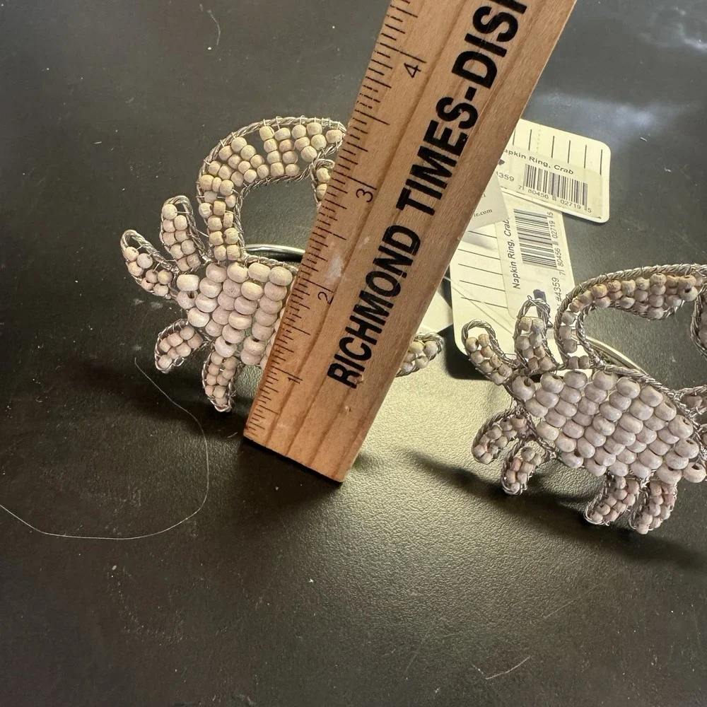 Set Of 2  Sea Crab Beaded Neutral Silver Tone Napkin Rings. NEW Nautical Decor.